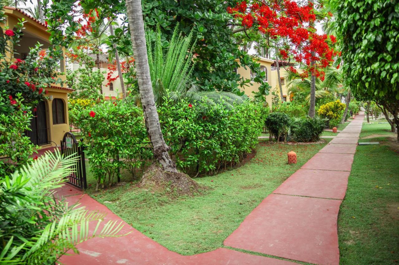 Los Corales Beach Village Punta Cana Bagian luar foto